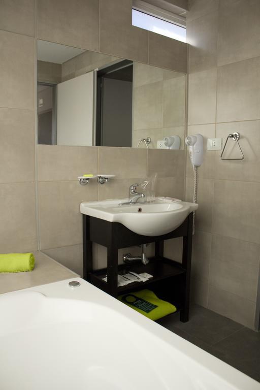 Hotel Neu 354 เนวเก็น ห้อง รูปภาพ