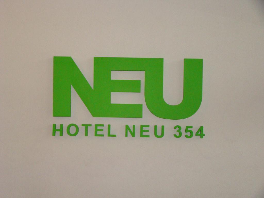 Hotel Neu 354 เนวเก็น ภายนอก รูปภาพ