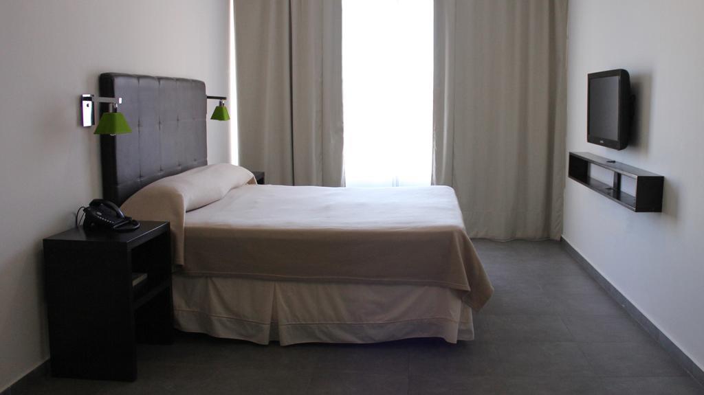 Hotel Neu 354 เนวเก็น ภายนอก รูปภาพ